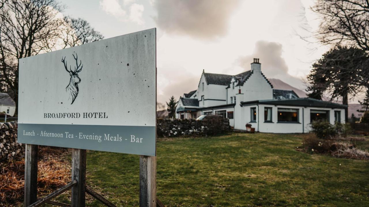 Broadford Hotel Exterior photo